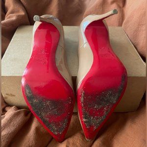 Christian Louboutin 39.5 nude heels